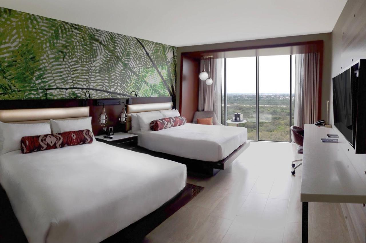 Marriott Hotel 5*